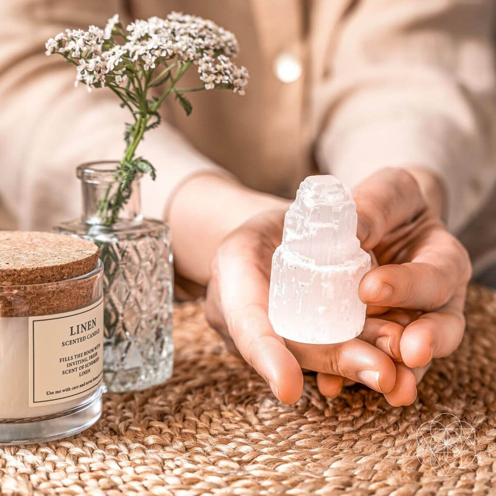 Selenite Cleansing Lamp – Crystal Nightlight for Sleep & Energy Cleansing