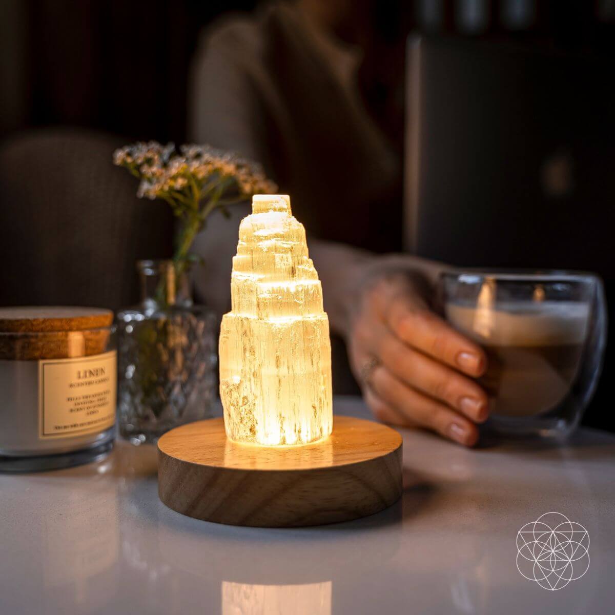 Selenite Cleansing Lamp – Crystal Nightlight for Sleep & Energy Cleansing